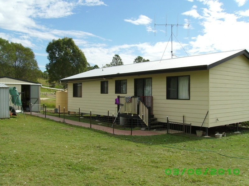 Glenwood QLD 4570