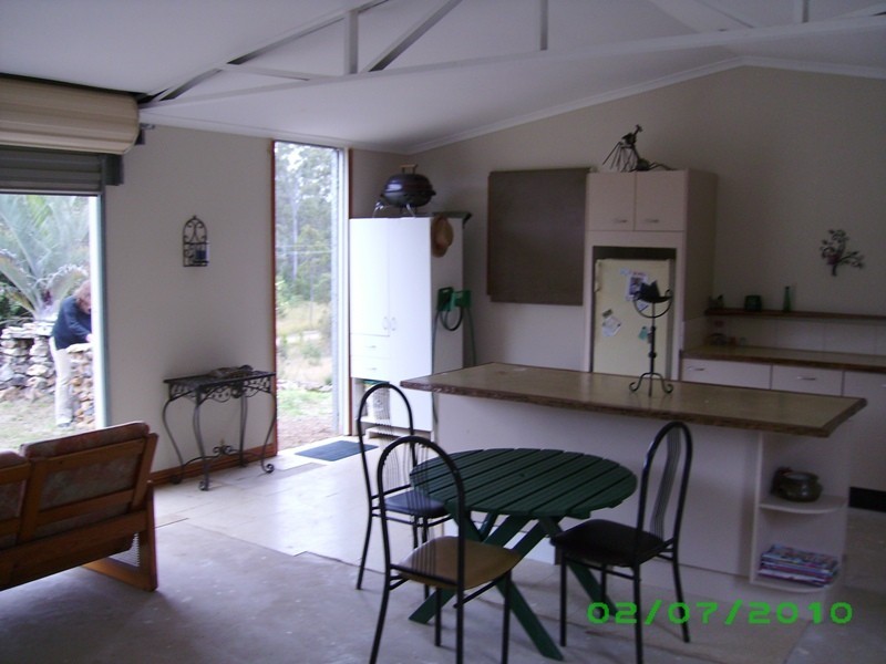 Glenwood QLD 4570
