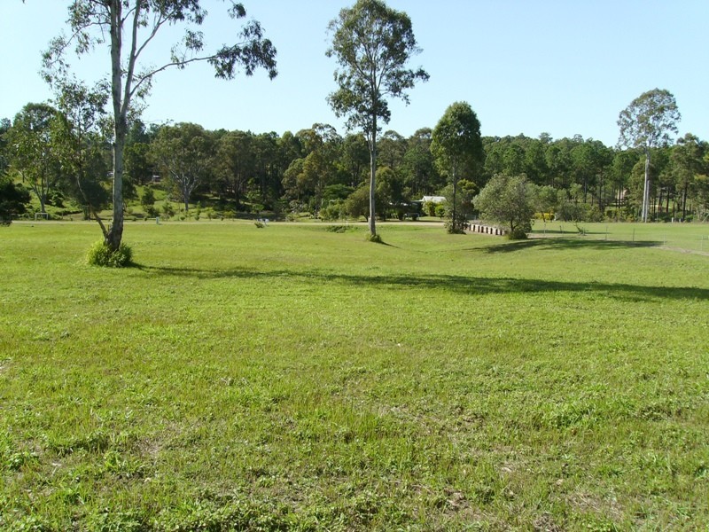 Glenwood QLD 4570