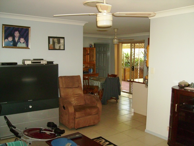 Glenwood QLD 4570