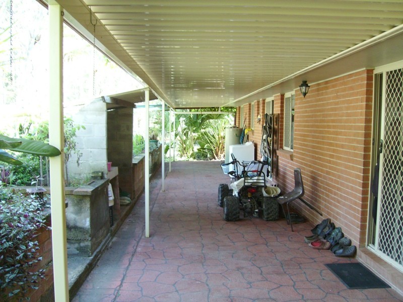 Glenwood QLD 4570