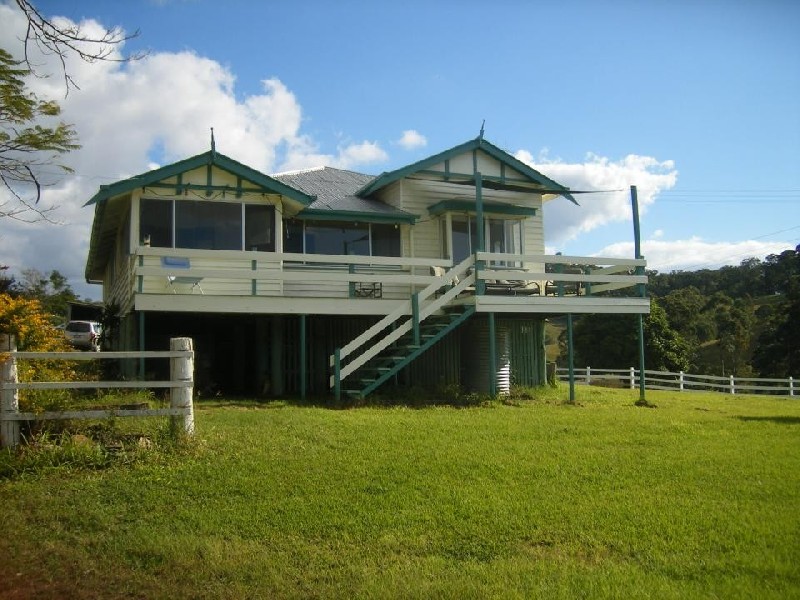 Goomboorian QLD 4570