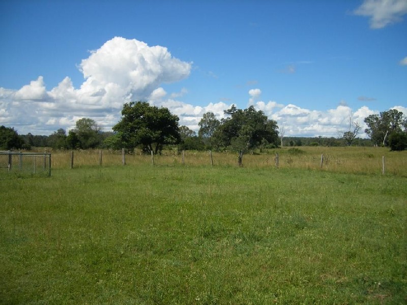 Miva QLD 4570