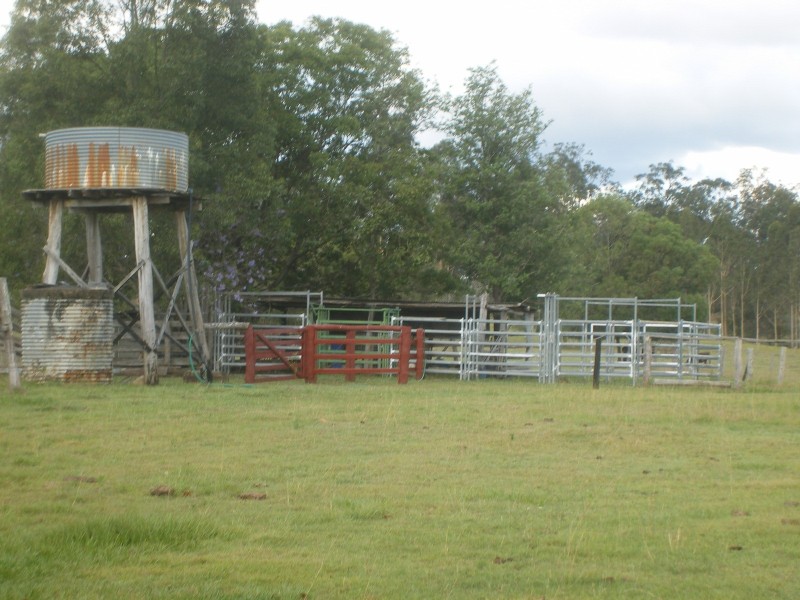 Paterson QLD 4570