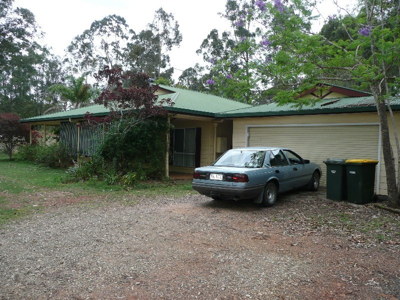 Glenwood QLD 4570