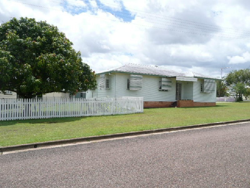 35 Aberdeen Avenue, Maryborough QLD 4650