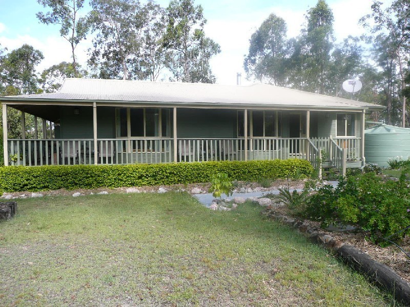 Glenwood QLD 4570