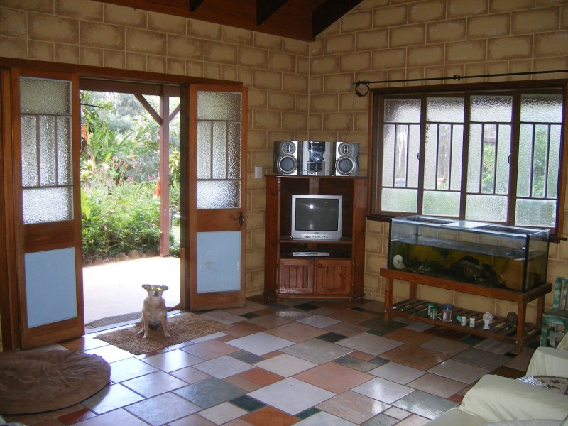 Antigua QLD 4650
