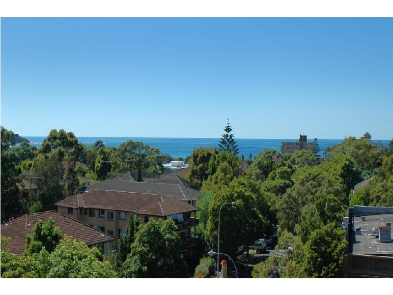 2084/5 Dee Why Parade, Dee Why NSW 2099