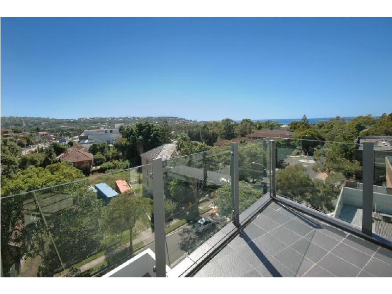 2084/5 Dee Why Parade, Dee Why NSW 2099