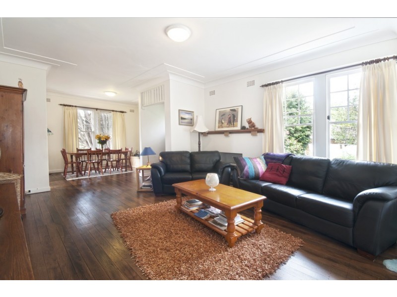 9 Clontarf Street, Seaforth NSW 2092