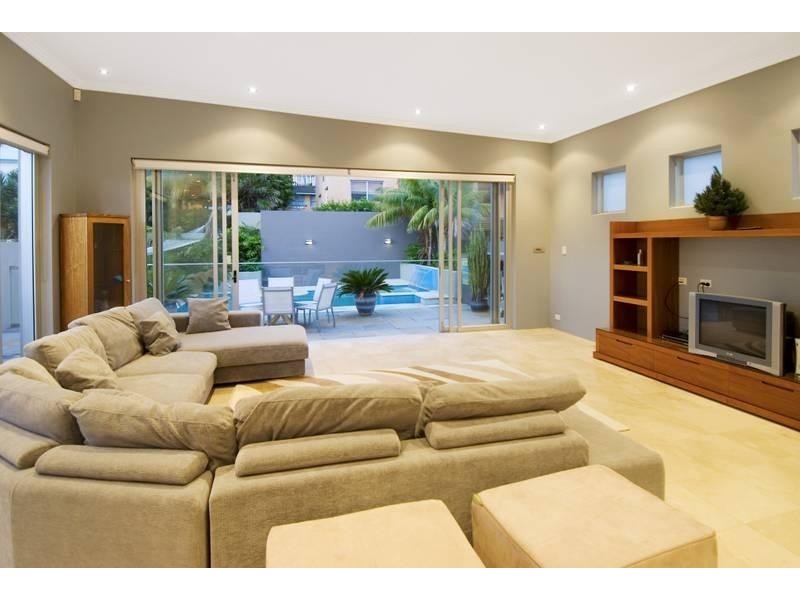63 Stuart Street, Manly NSW 2095