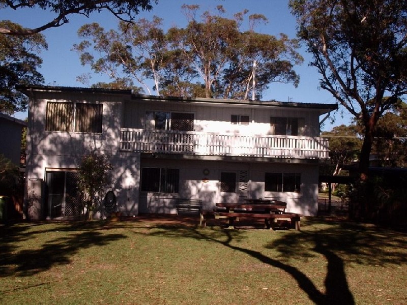 103 Booner, Hawks Nest NSW 2324