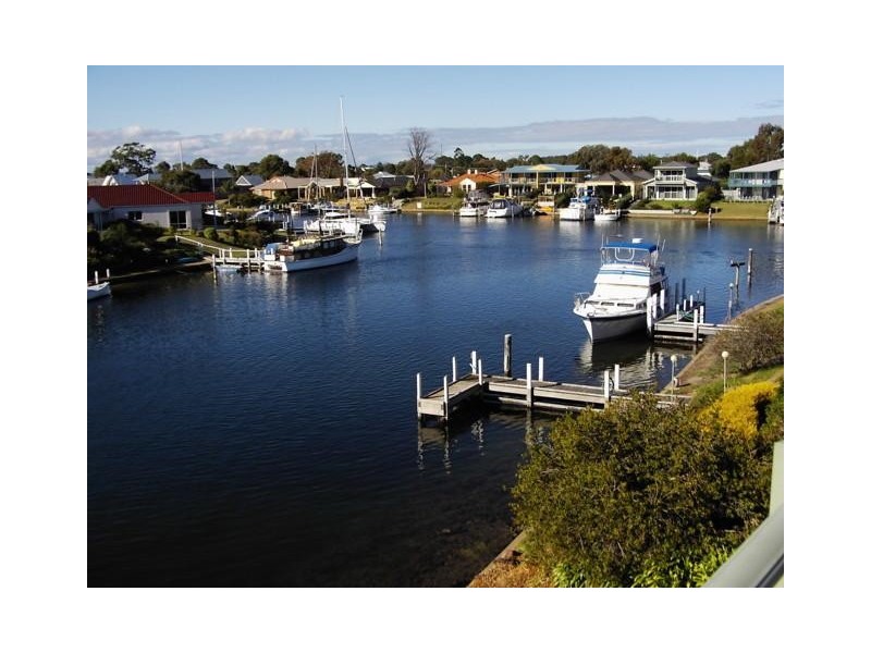 23 Schooner Terrace, Paynesville VIC 3880