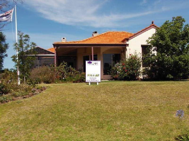 15 Windjammer Court, Paynesville VIC 3880