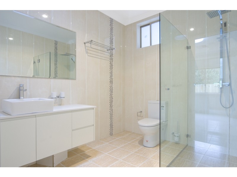 1/16 Pearce Street, Baulkham Hills NSW 2153