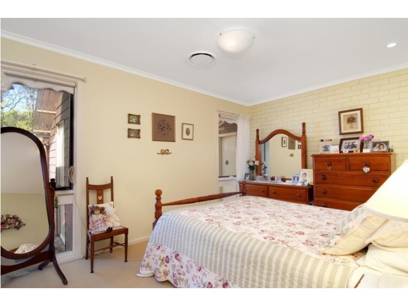 18 Cambewarra Avenue, Castle Hill NSW 2154