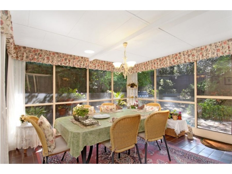 18 Cambewarra Avenue, Castle Hill NSW 2154