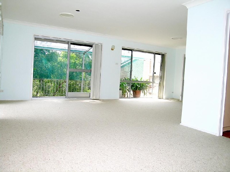 43 Canyon Road, Baulkham Hills NSW 2153