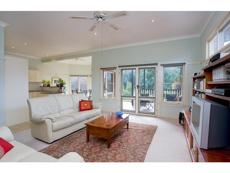 62 Russell Street, Russell Lea NSW 2046