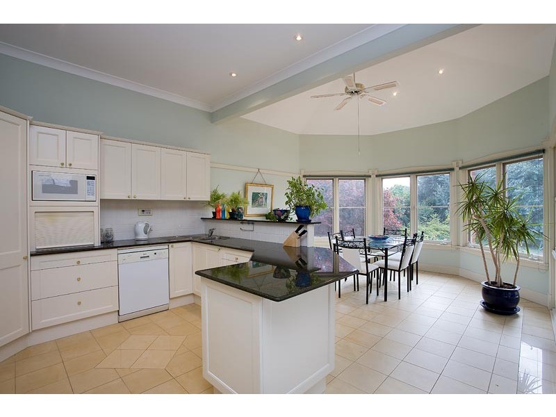 62 Russell Street, Russell Lea NSW 2046