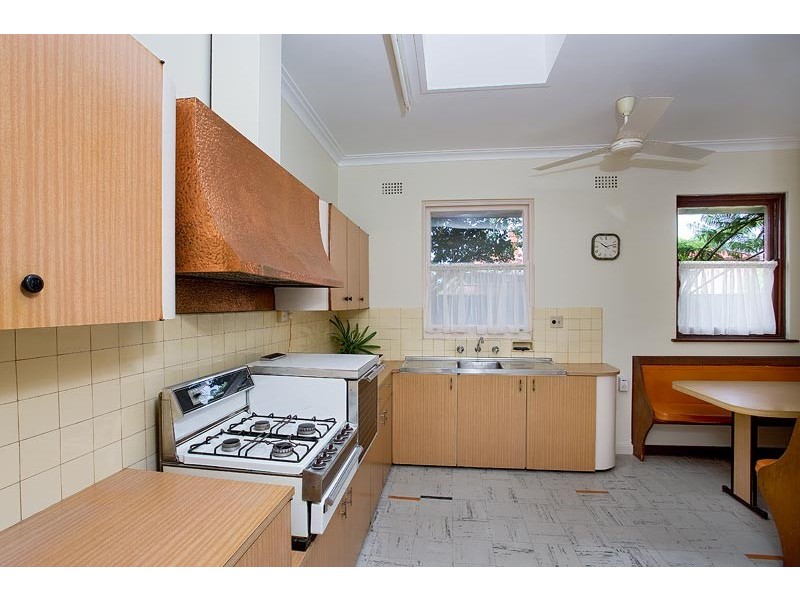 19 Princess Avenue, Rodd Point NSW 2046