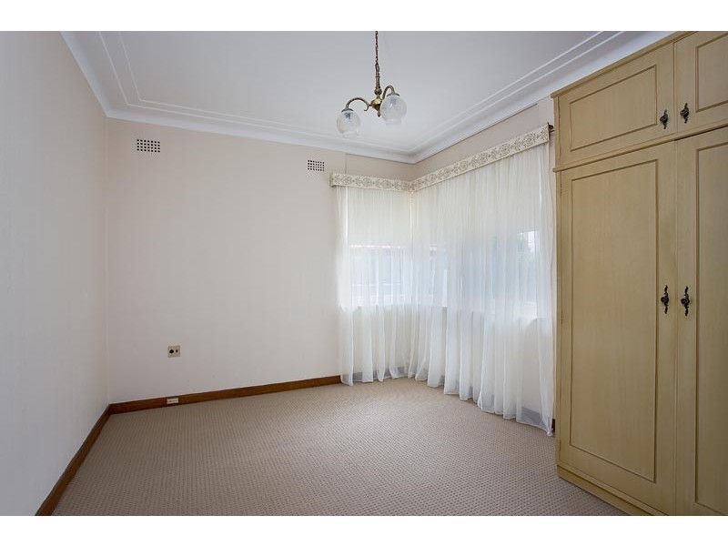 19 Princess Avenue, Rodd Point NSW 2046