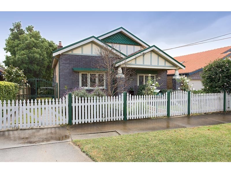 30 Clare Crescent, Russell Lea NSW 2046