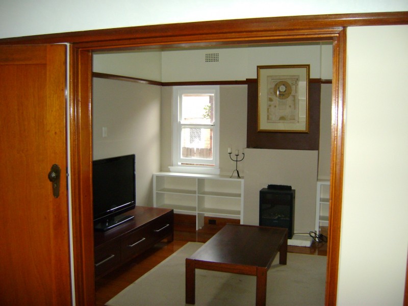 32 Arthur Street, Rodd Point NSW 2046