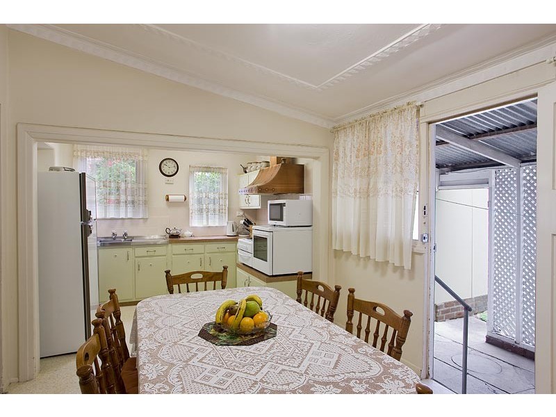 9 Duke Avenue, Rodd Point NSW 2046