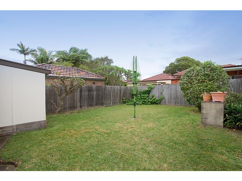 9 Duke Avenue, Rodd Point NSW 2046