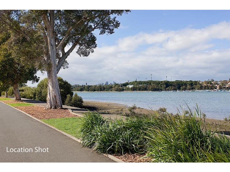 2 Princess Avenue, Rodd Point NSW 2046