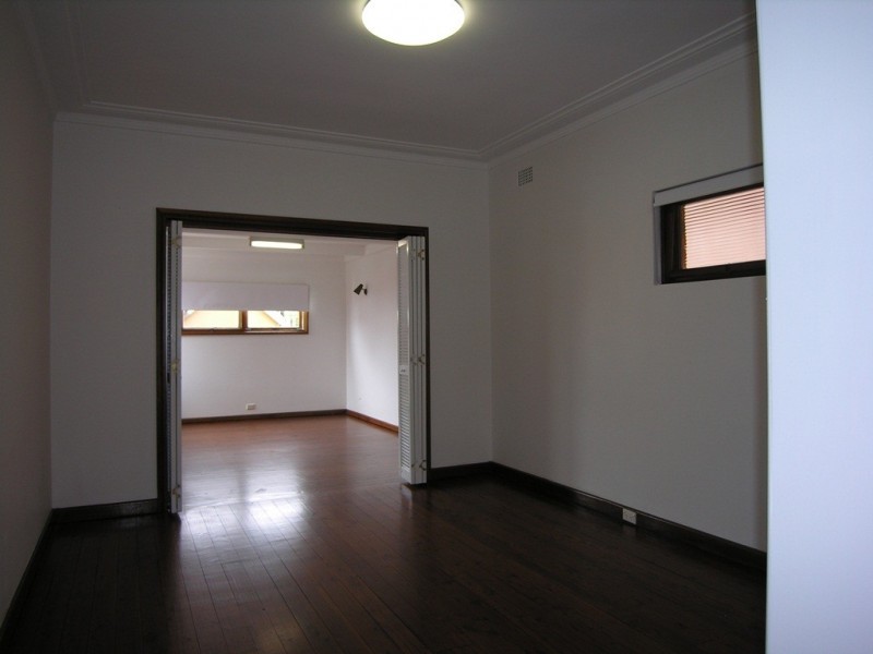 36 Duke Avenue, Rodd Point NSW 2046