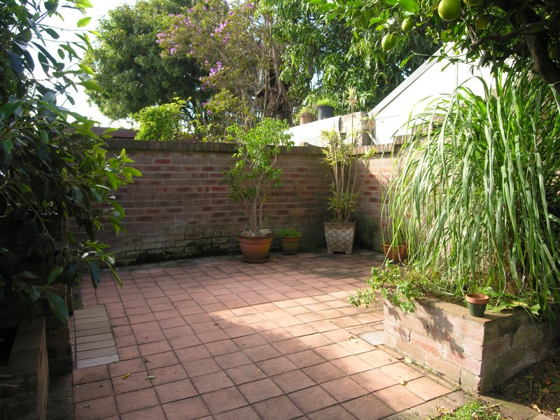 24 Duke Avenue, Rodd Point NSW 2046