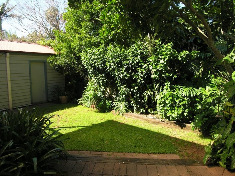 19 Atkins Avenue, Russell Lea NSW 2046