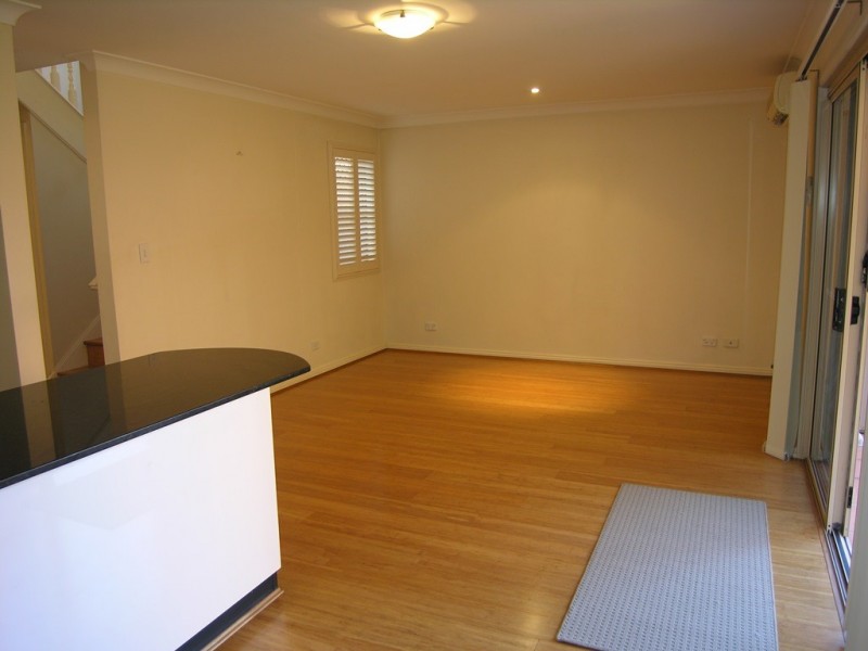 6/2 Barnstaple Lane, Five Dock NSW 2046