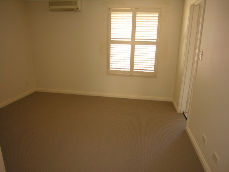 6/2 Barnstaple Lane, Five Dock NSW 2046