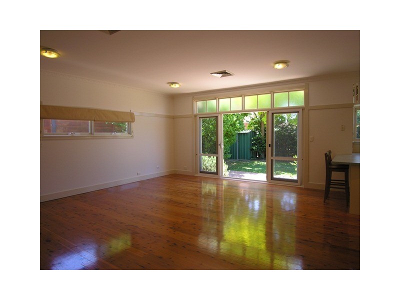 18 Duke Avenue, Rodd Point NSW 2046