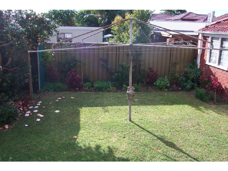 38 First Avenue, Rodd Point NSW 2046