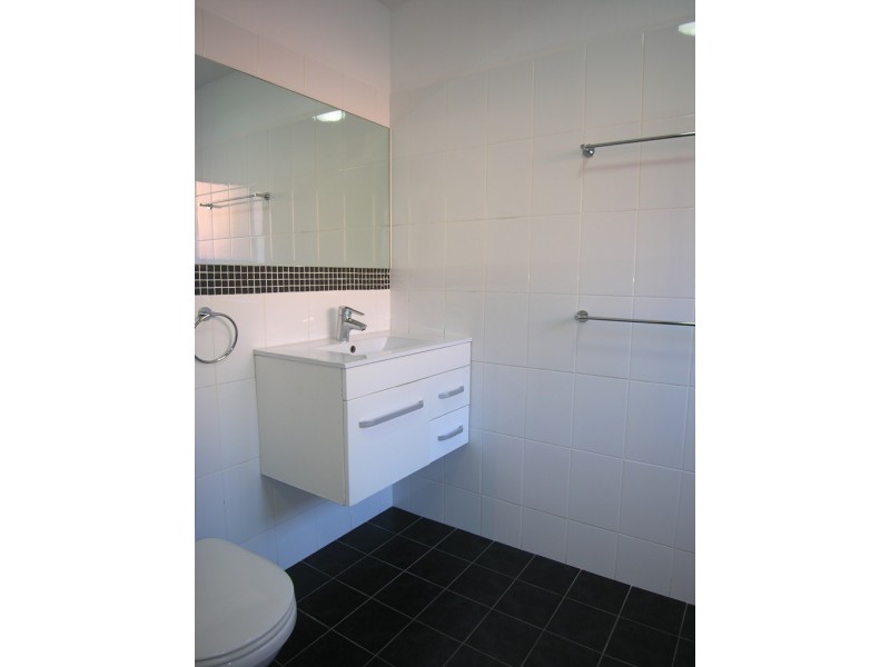 2/8 Hampstead Road, Homebush West NSW 2140
