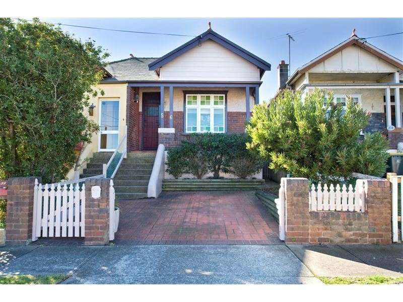 Abbotsford Parade, Abbotsford NSW 2046