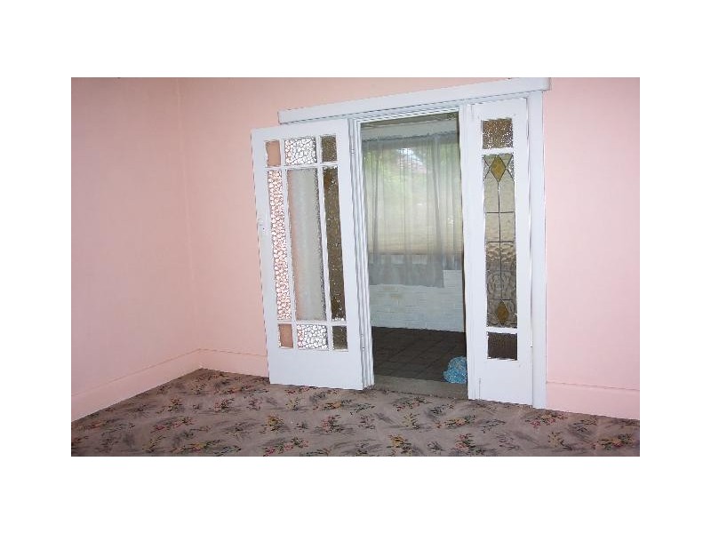 39 First Avenue, Rodd Point NSW 2046