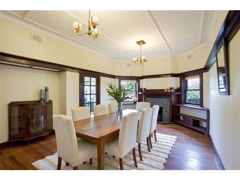 70 Russell Street, Russell Lea NSW 2046