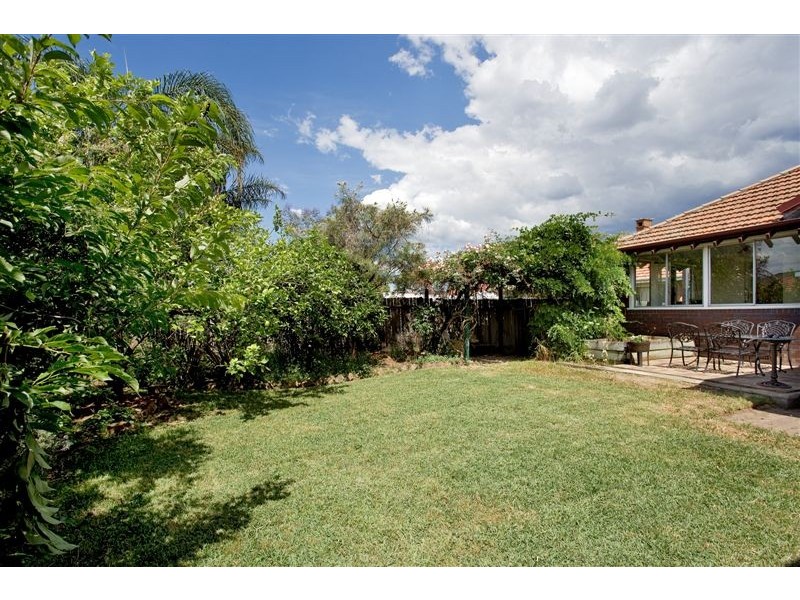 70 Russell Street, Russell Lea NSW 2046