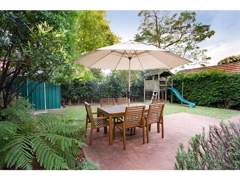 18 Duke Avenue, Rodd Point NSW 2046