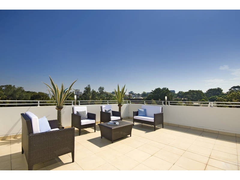 28-32 Pine St, Chippendale NSW 2008