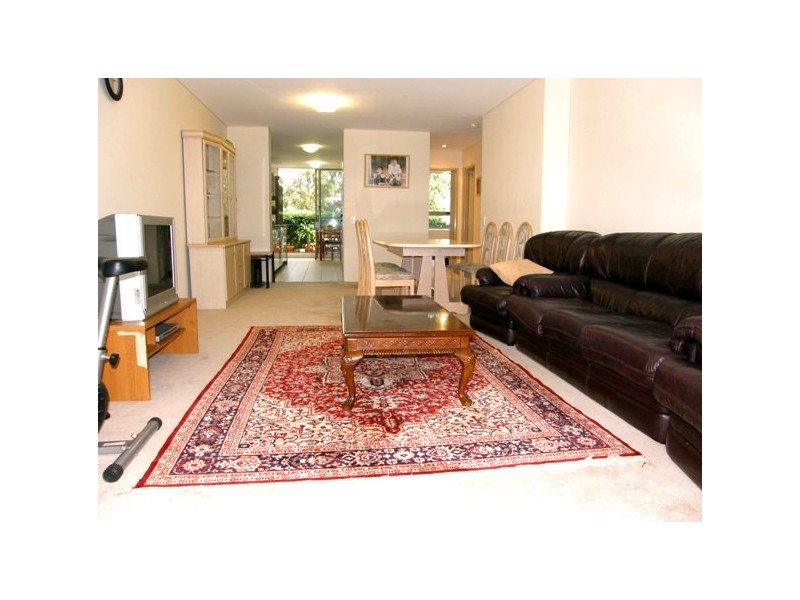 8/7 Blaxland Avenue, Newington NSW 2127