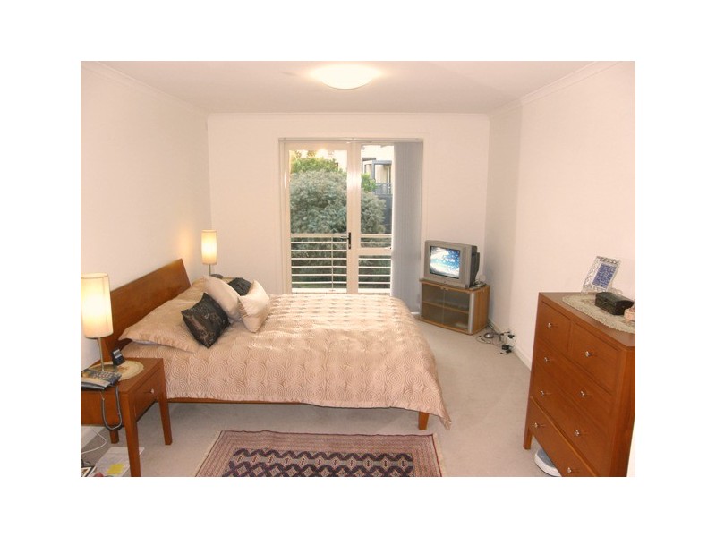 11 Clarke Street, Newington NSW 2127