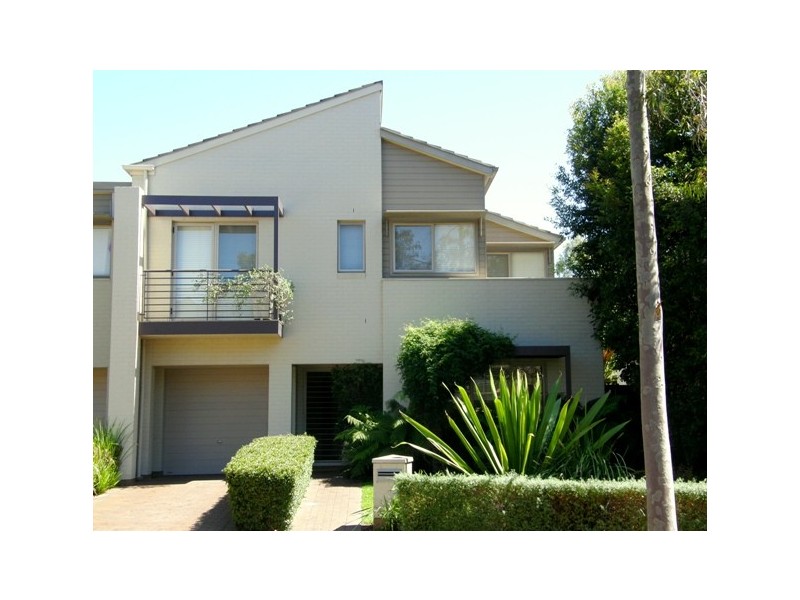 4 Moulton Avenue, Newington NSW 2127