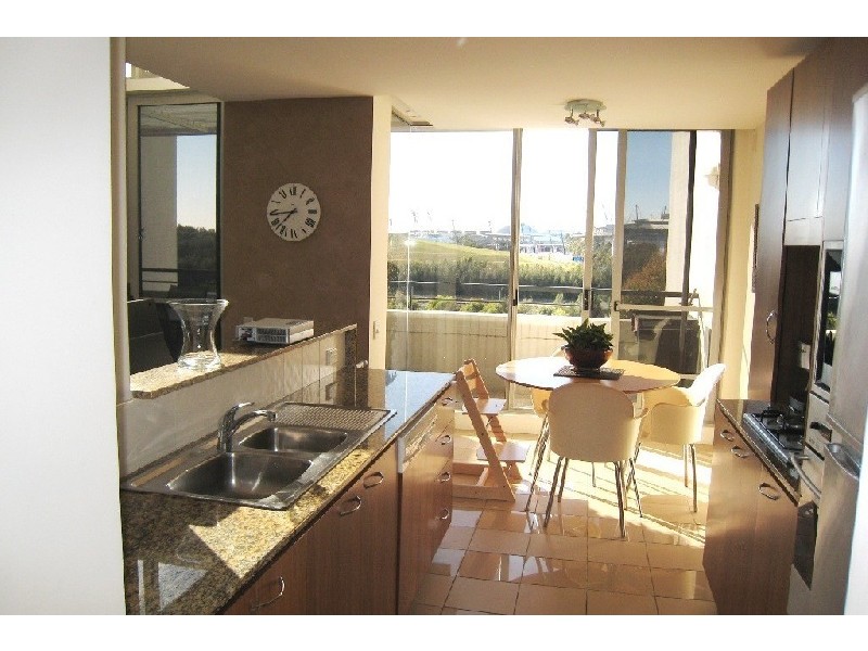 11/1 Heidelberg Avenue, Newington NSW 2127